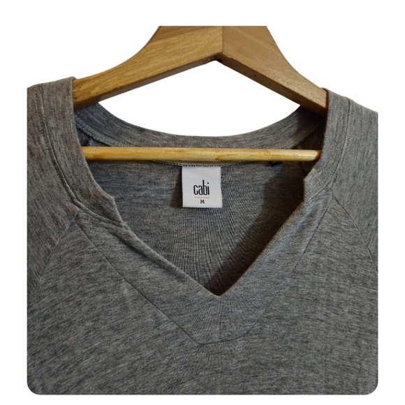 CABI OFFHAND Long Sleeve Knit Tunic Split Stitched V Neck Heather Grey Medium - Picture 3 of 13